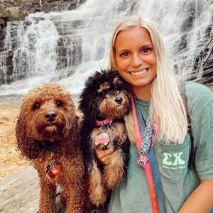 Meet your Posher, Hannah